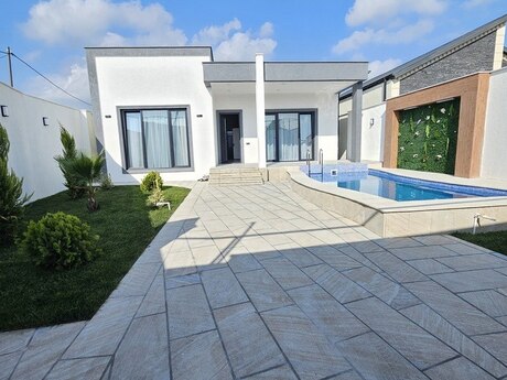 4 otaqlı həyət evi/bağ evi - Şüvəlan q. - 140 m²