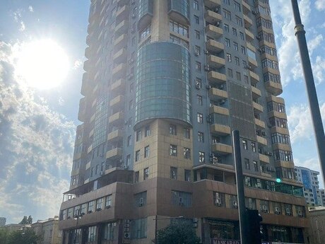 4 otaqlı yeni tikili - Nəsimi r. - 250 m²
