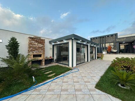 4 otaqlı həyət evi/bağ evi - Mərdəkan q. - 200 m²