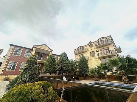 5 otaqlı həyət evi/bağ evi - Səbail r. - 500 m²
