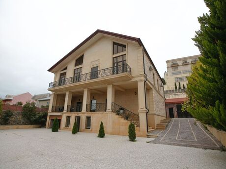 5 otaqlı həyət evi/bağ evi - Badamdar q. - 300 m²