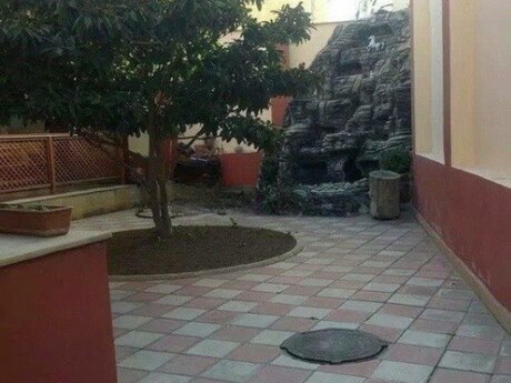 6 otaqlı həyət evi/bağ evi - Nəsimi m. - 408 m²