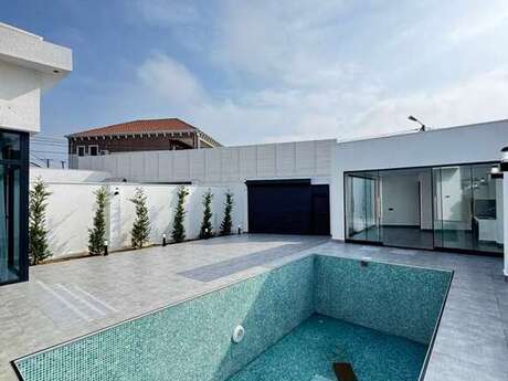 4 otaqlı həyət evi/bağ evi - Şüvəlan q. - 160 m²