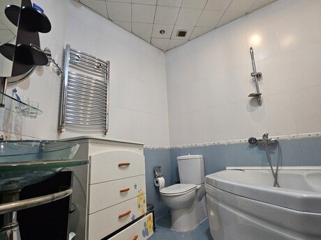 3 otaqlı mənzil, 120 m², Elmlər Akademiyası: 380 000 ₼ 5