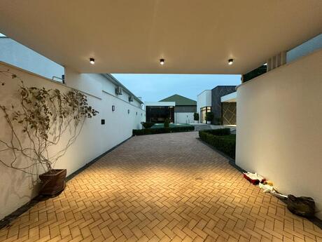 4 otaqlı həyət evi/bağ evi - Mərdəkan q. - 160 m²