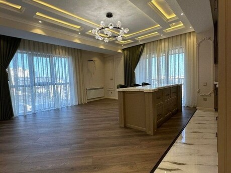 4 otaqlı yeni tikili - Xətai r. - 128 m²