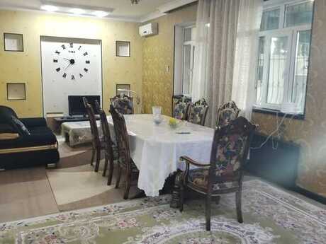6 otaqlı həyət evi/bağ evi - Biləcəri q. - 260 m²