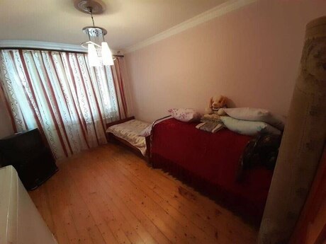 4 otaqlı köhnə tikili - Əhmədli q. - 100 m²