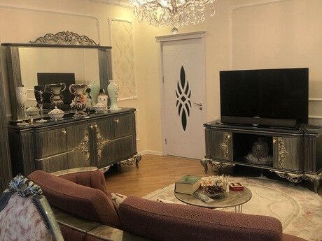 5-комн. новостройка - м. Иншаатчылар - 156 м²