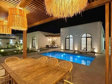 4 otaqlı həyət evi/bağ evi - Şüvəlan q. - 140 m²