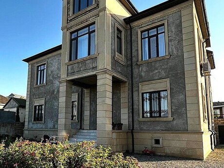 6 otaqlı həyət evi/bağ evi - Bakıxanov q. - 500 m²