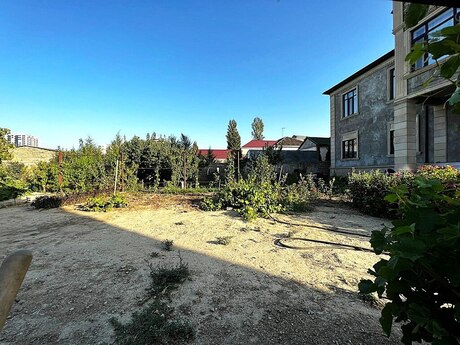 6 otaqlı həyət evi/bağ evi - Bakıxanov q. - 500 m²
