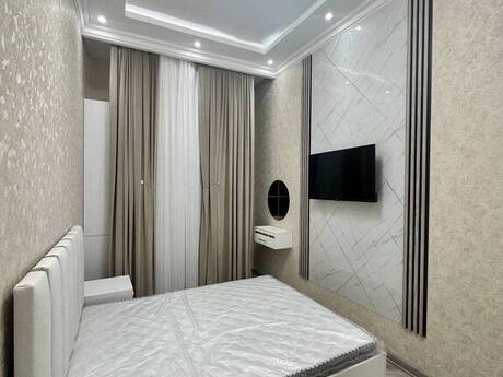 4 otaqlı yeni tikili - 28 May m. - 186 m²