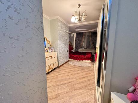 4 otaqlı yeni tikili - Bakıxanov q. - 138 m²