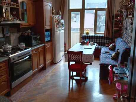 4 otaqlı yeni tikili - 28 May m. - 155 m²