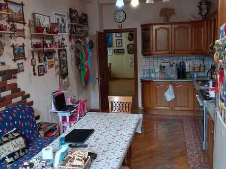 4 otaqlı yeni tikili - 28 May m. - 155 m²