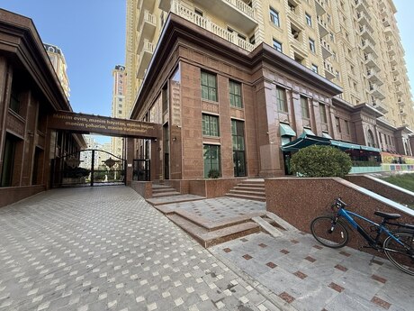 Obyekt - Elmlər Akademiyası m. - 282 m²