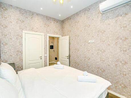 2-room apartment for rent, 75 m², Ağ şəhər: 1 900 ₼/mo 4