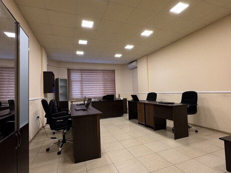 3 otaqlı mənzil, 110 m², Şah İsmayıl Xətai: 240 000 ₼ 2