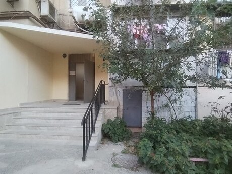 2 otaqlı köhnə tikili - Əhmədli q. - 60 m²