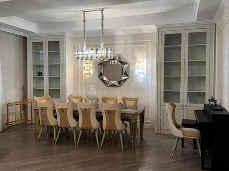 6 otaqlı həyət evi/bağ evi - Şağan q. - 200 m²