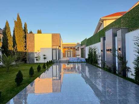 4 otaqlı həyət evi/bağ evi - Şüvəlan q. - 200 m²