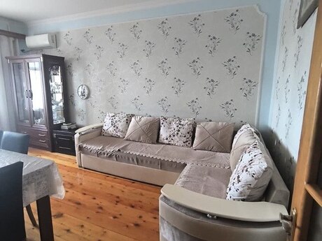 Elan №5622419 - Bakı, Xalqlar Dostluğu m., 3 otaqlı, 90 m², 5/10 mərtəbə