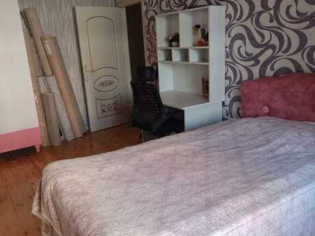 4 otaqlı köhnə tikili - İnşaatçılar m. - 110 m²
