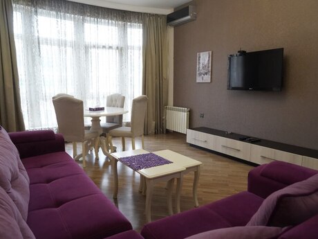 Kirayə 2 otaqlı mənzil, 90 m², Şah İsmayıl Xətai: 900 ₼/ay 2