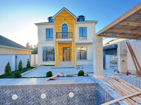4 otaqlı həyət evi/bağ evi - Şüvəlan q. - 200 m²