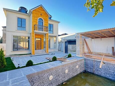 4 otaqlı həyət evi/bağ evi - Şüvəlan q. - 200 m²