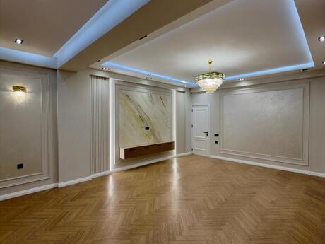 3 otaqlı yeni tikili - 28 May m. - 132 m²