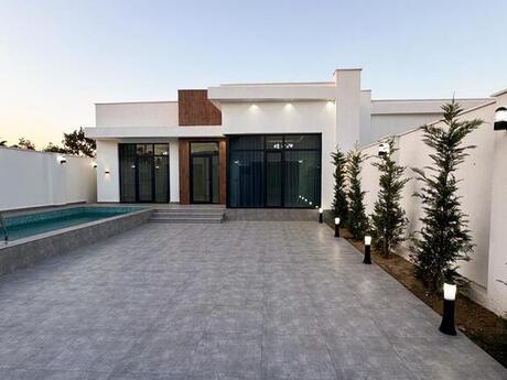 4 otaqlı həyət evi/bağ evi - Şüvəlan q. - 180 m²