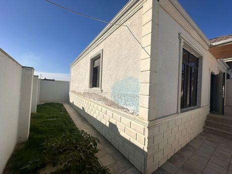 3 otaqlı həyət evi/bağ evi - Novxanı q. - 100 m²