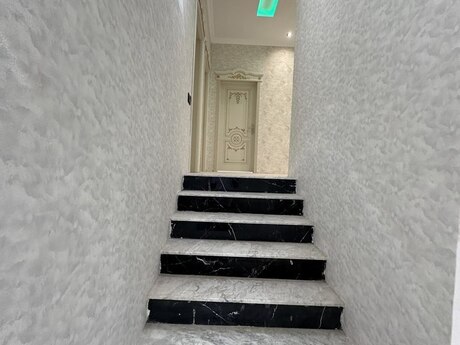 Biləcəridə 7 otaqlı həyət evi satılır, 300 m², 225 000 AZN, şəkil 2 / 12