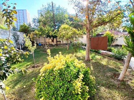 Qara Qarayevdə 6 otaqlı həyət evi satılır, 150 m², 560 000 AZN, şəkil 5 / 12