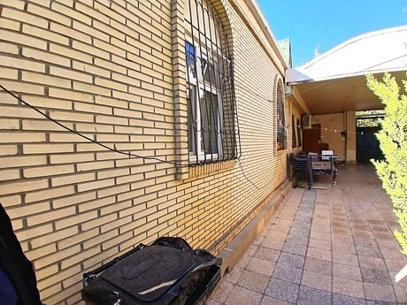 6 otaqlı həyət evi/bağ evi - Qara Qarayev m. - 150 m²