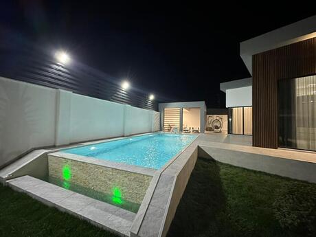 5 otaqlı həyət evi/bağ evi - Mərdəkan q. - 250 m²
