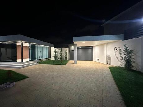 5 otaqlı həyət evi/bağ evi - Mərdəkan q. - 250 m²