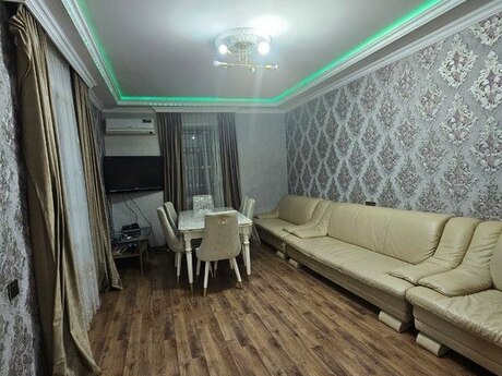4 otaqlı həyət evi/bağ evi - Azadlıq Prospekti m. - 80 m²