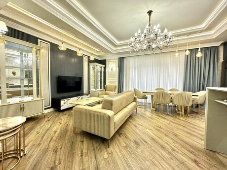 3 otaqlı yeni tikili - Ağ şəhər q. - 120 m²