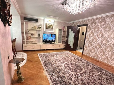 5 otaqlı köhnə tikili - Qara Qarayev m. - 125 m²