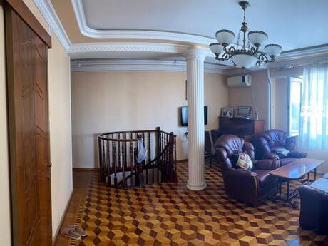 4 otaqlı köhnə tikili - Nərimanov r. - 120 m²