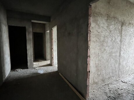 2 otaqlı yeni tikili - 9-cu mikrorayon q. - 95 m²