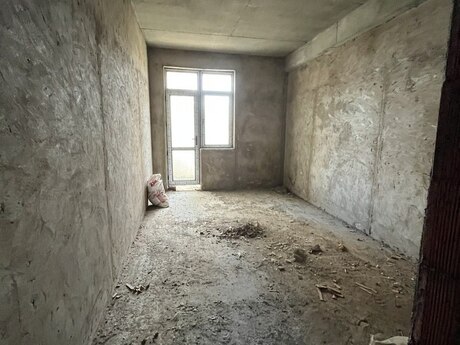 2 otaqlı yeni tikili - 9-cu mikrorayon q. - 95 m²