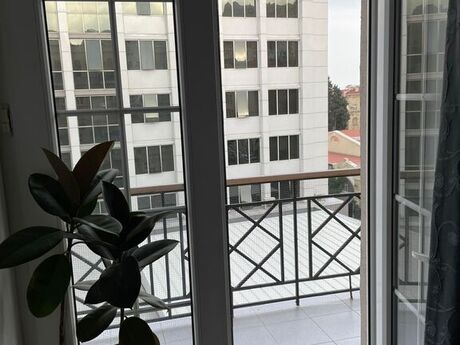 2 otaqlı köhnə tikili - İçəri Şəhər m. - 70.5 m²