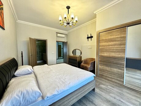 Объявление №5626905 - Баку, пос. Аг шехер, 3-комн., 140 м², 6/7 этаж