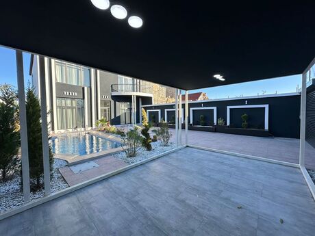 5 otaqlı həyət evi/bağ evi - Şüvəlan q. - 200 m²