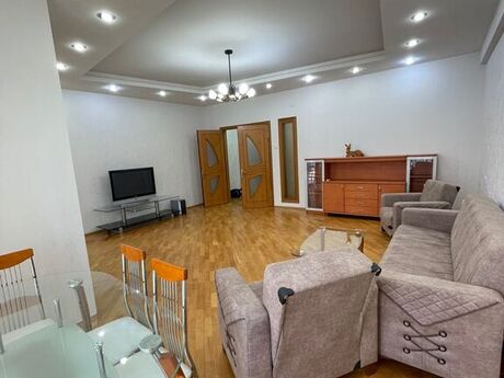 Аренда: 3-комнатная квартира, 150 м², 28 May: 1 100 ₼/мес 5