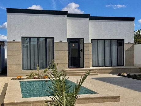 4 otaqlı həyət evi/bağ evi - Şüvəlan q. - 170 m²